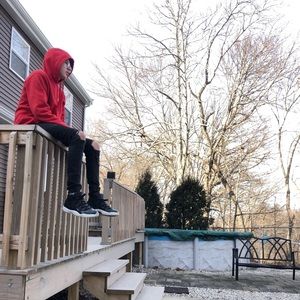 Meet your Posher, Anthony